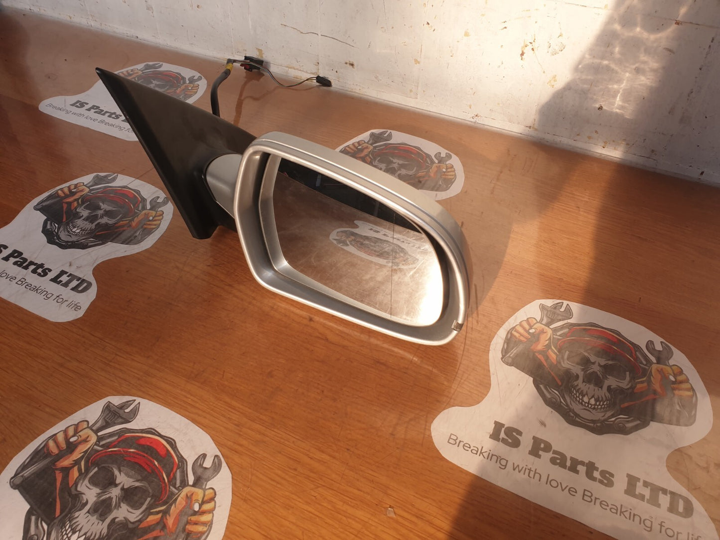 AUDI A5 CABRIO S LINE 2.0 DIESEL 2012 FRONT RIGHT MIRROR SILVER A218 - Image 3