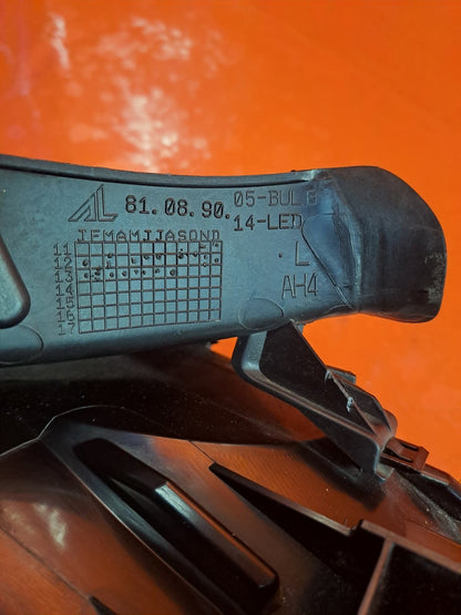 ebay-src:https://i.ebayimg.com/00/s/mtywmfgxmjaw/z/p0saaeswlmtpapf~/$_57.jpg
