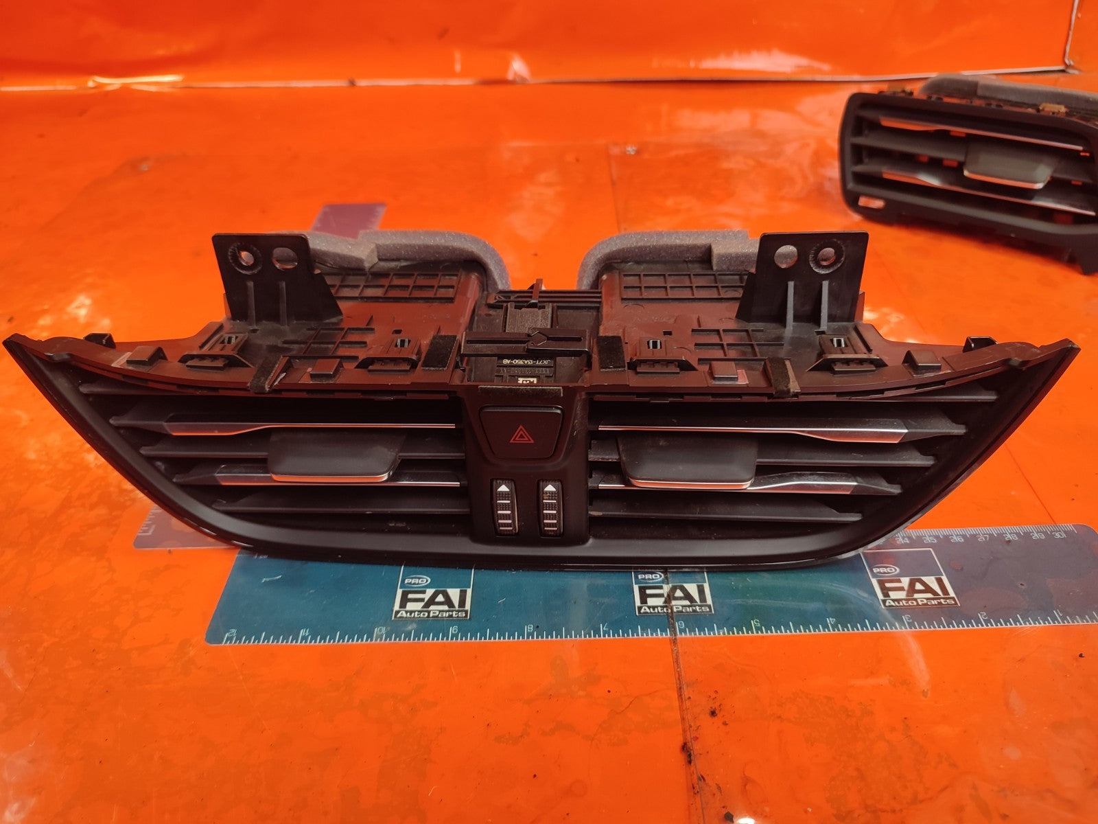 ebay-src:https://i.ebayimg.com/00/s/mtiwmfgxnjaw/z/jtuaaeswku1o0980/$_57.jpg