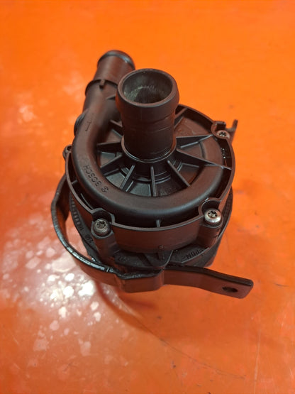 ✅2020 VW GOLF MK8 R-LINE 2.0 TDI AUXILIARY WATER PUMP 04L965567A + WARRANTY A346 - Image 11