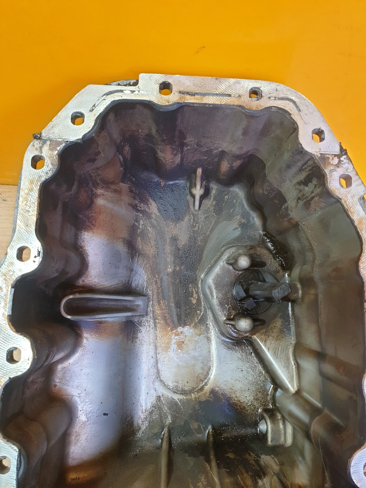 ✅AUDI A1 SPORT 1.4 PETROL 2011 ENGINE OIL SUMP & SENSOR 03C103603T Warranty A139 - Image 6