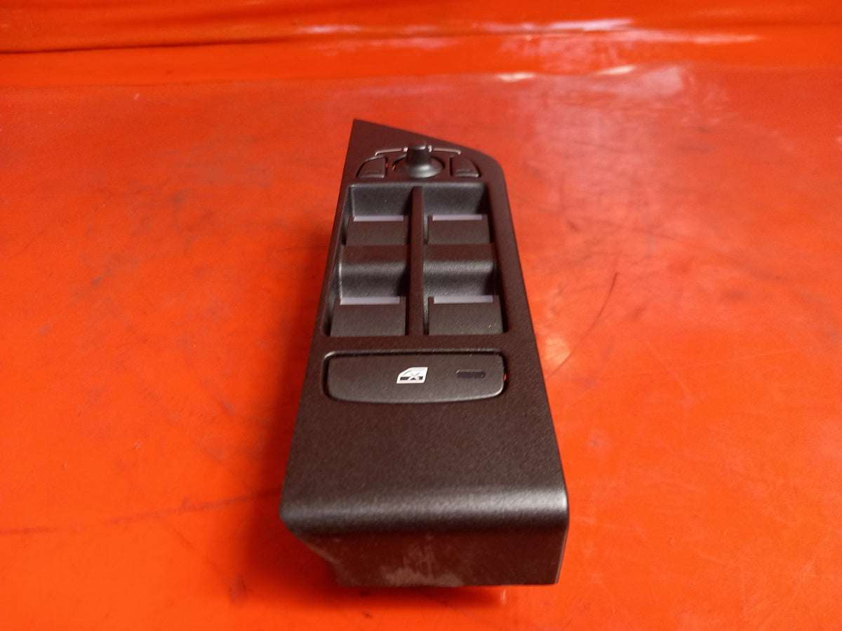 ebay-src:https://i.ebayimg.com/00/s/mtiwmfgxnjaw/z/yf4aaeswdfzqgyed/$_57.jpg