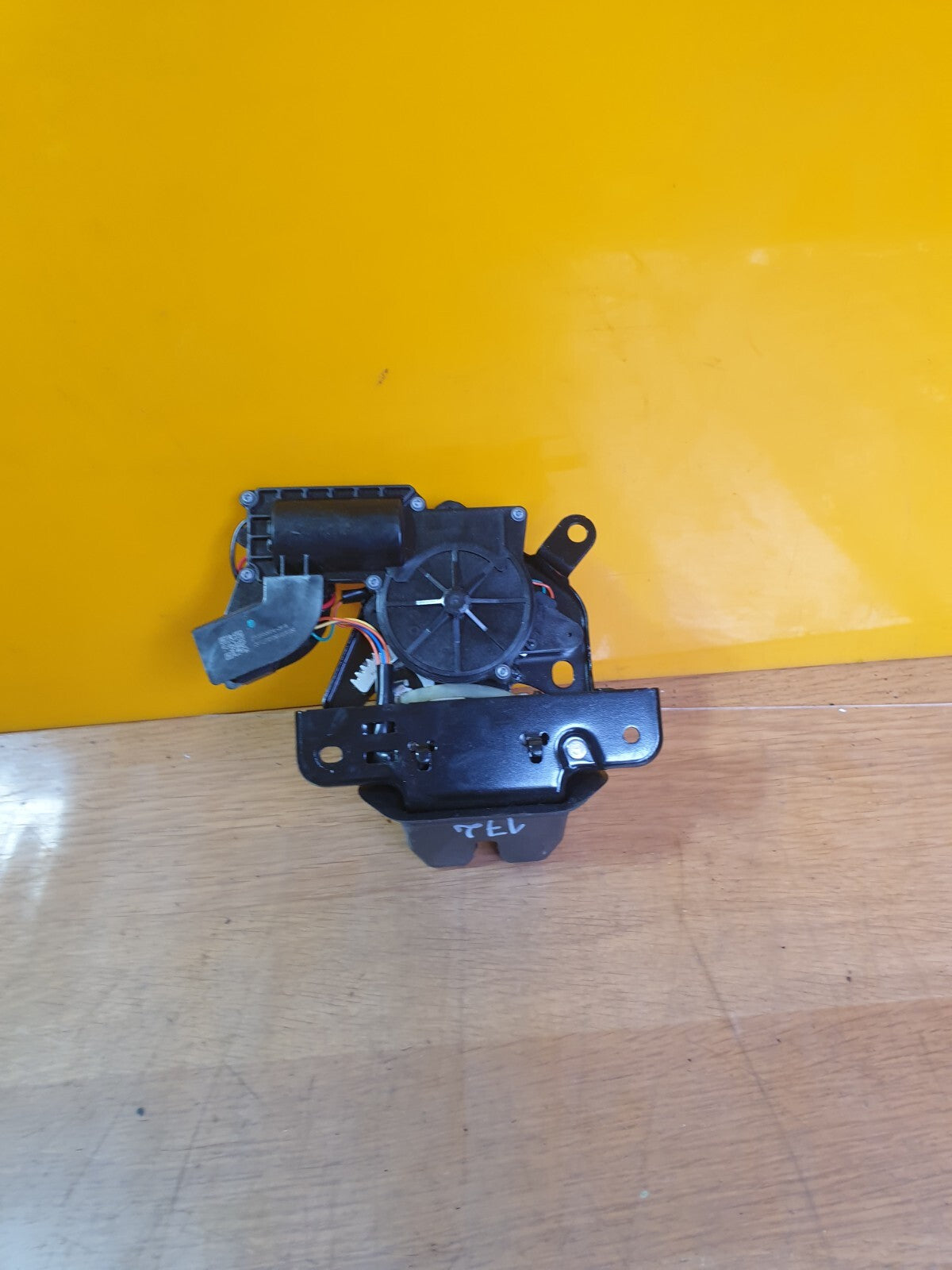 ✅2022 TESLA MODEL Y TAILGATE BOOT LOCK 1500604-CN-B + WARRANTY A172 - Image 2