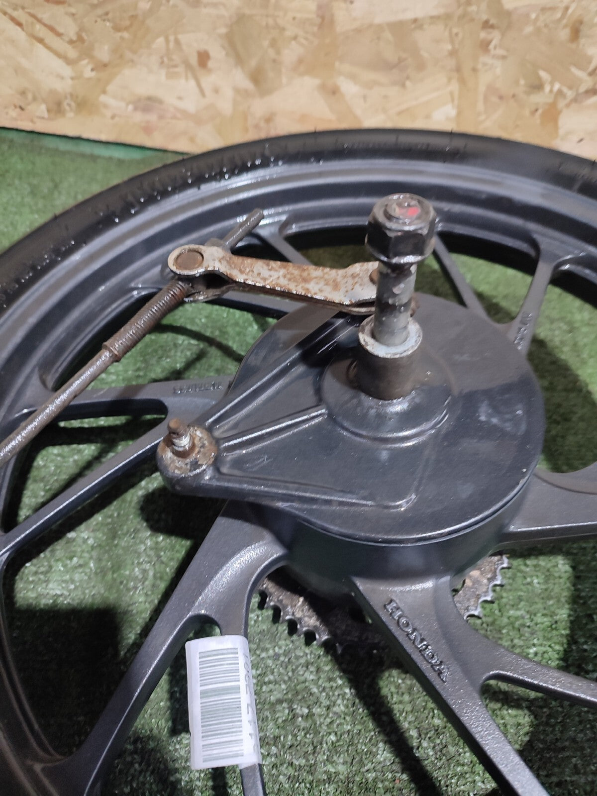 ✅HONDA GLR125 1W PETROL 2019 WHEEL 90/90-18 Warranty A117 - Image 2
