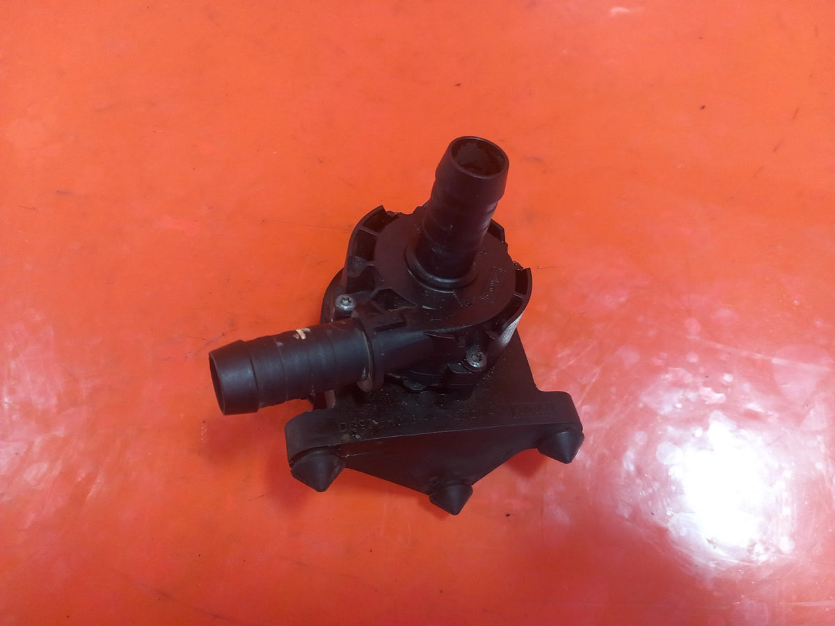 Ford Ranger Wildtrak 2.0 Diesel 2021 YN2X Auxiliary Water Pump JB3G18D473AA A407 - Image 2