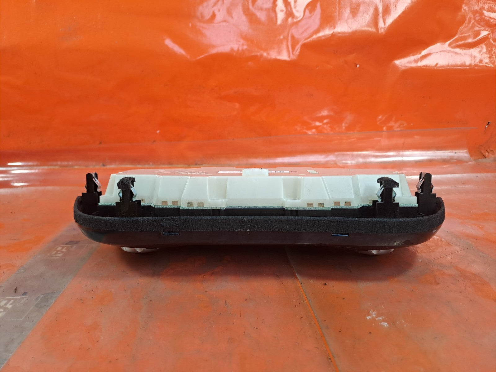 ebay-src:https://i.ebayimg.com/00/s/mtiwmfgxnjaw/z/q1waaeswyflpoqhd/$_57.jpg