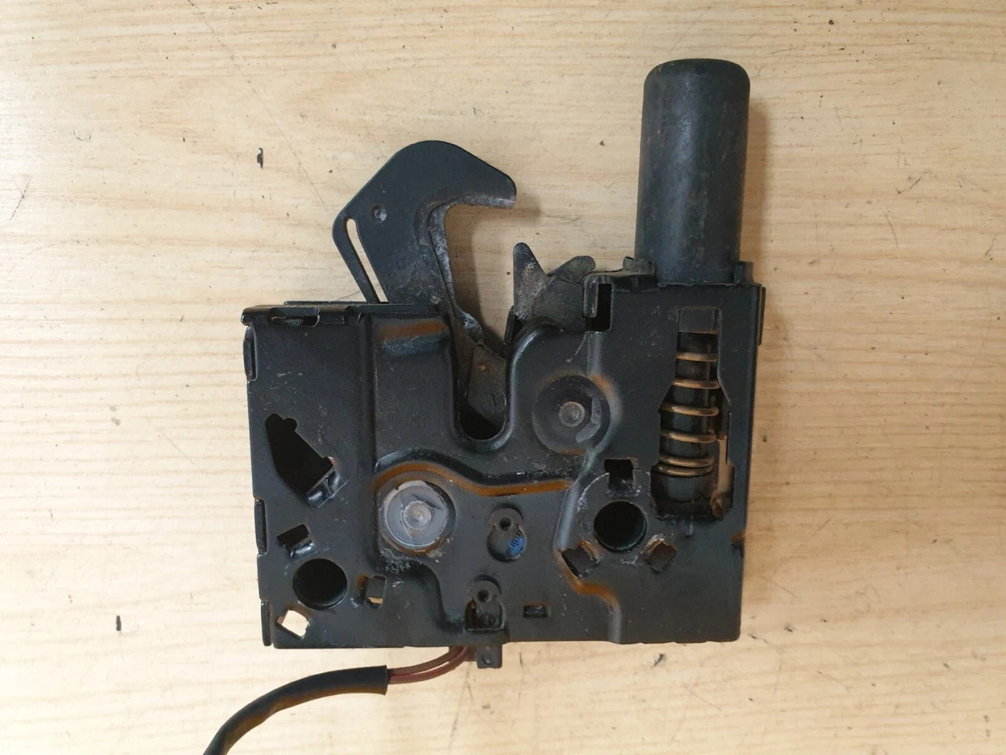 ebay-src:https://i.ebayimg.com/00/s/mtiwmfgxnjaw/z/ujuaaeswanfp-1e5/$_57.jpg