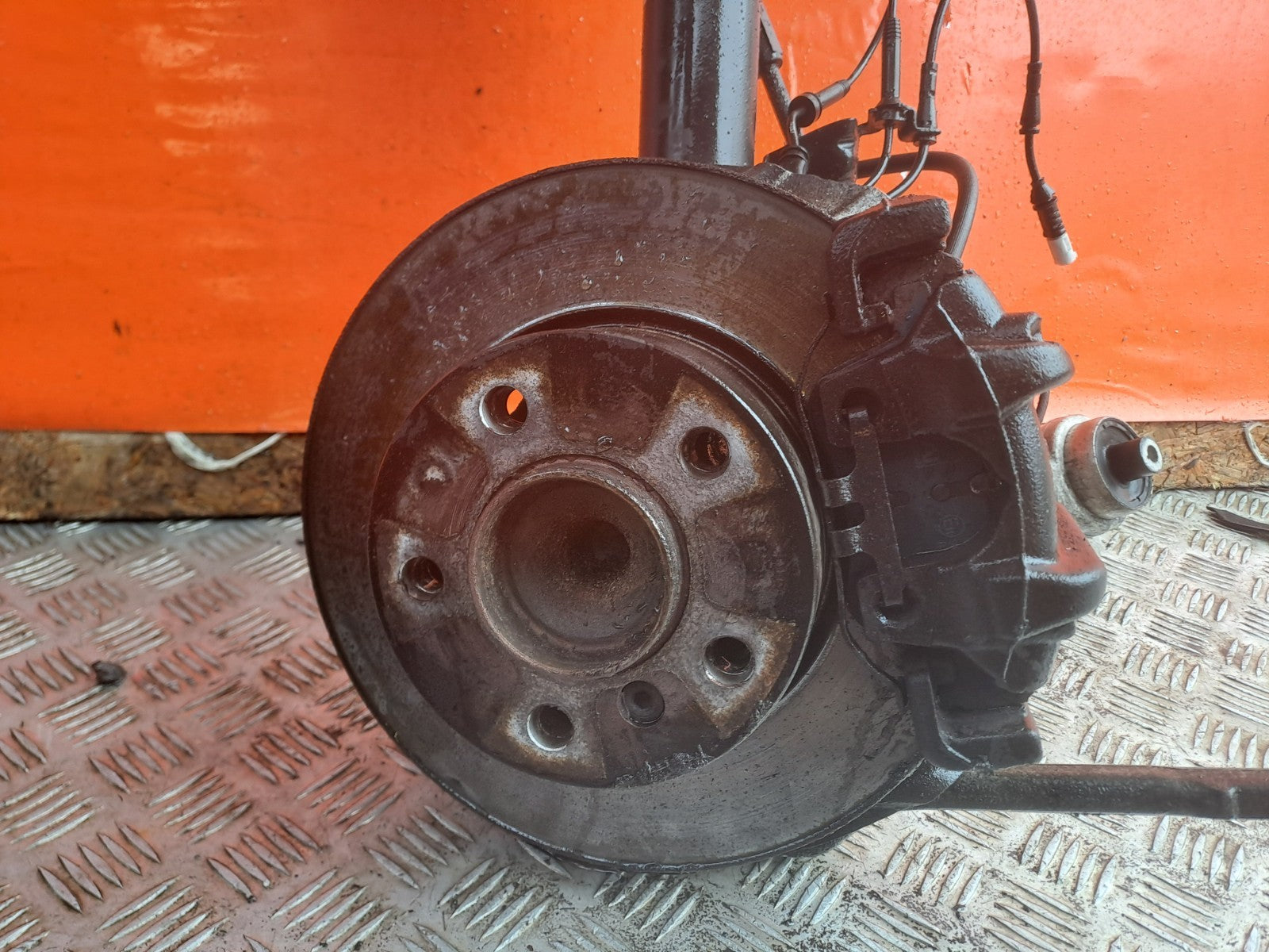 ✅2019 BMW 1 Series F20 M Sport Front Left Suspension Leg Hub 6873723 A360 - Image 5