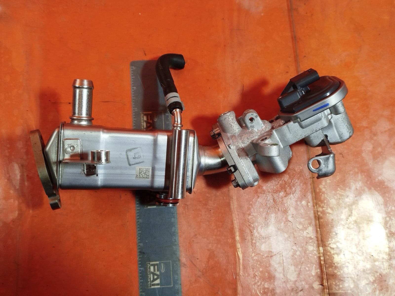 ebay-src:https://i.ebayimg.com/00/s/mtiwmfgxnjaw/z/oywaaeswjjxpal7b/$_57.jpg