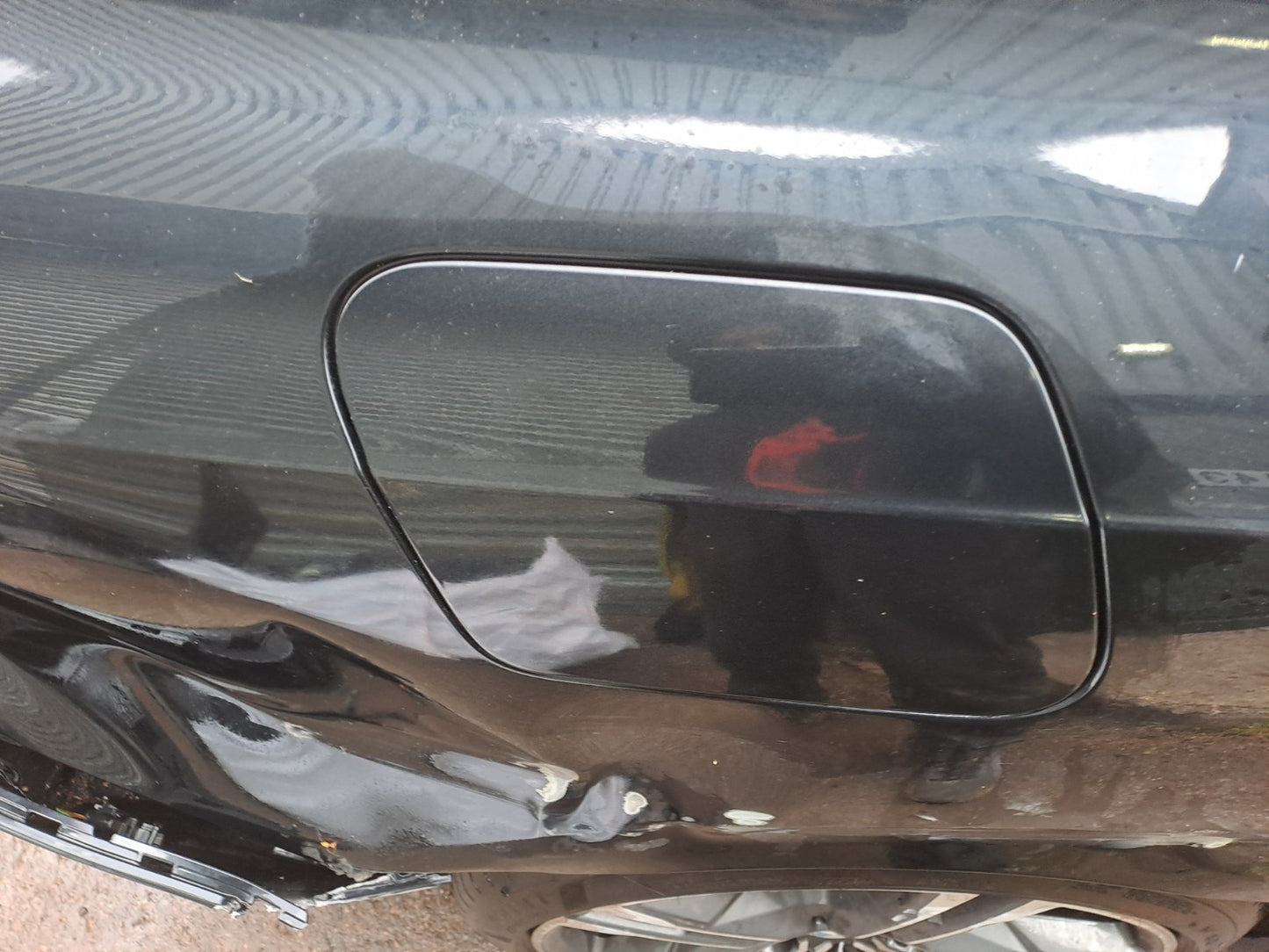 ✅BMW F44 218I M Sport 1.5 Petrol 2020 Fuel Filler Flap Cover Black 9452488 A386 - Image 4