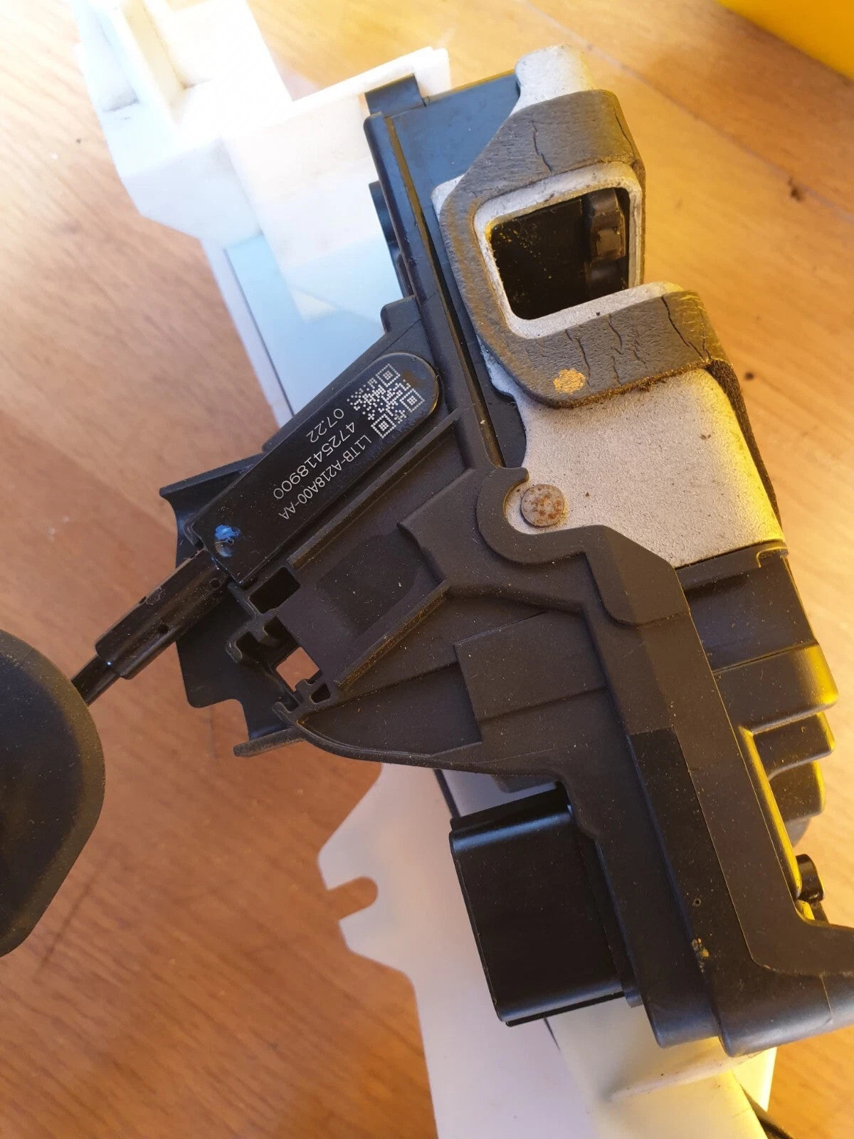 ebay-src:https://i.ebayimg.com/00/s/mtywmfgxmjaw/z/fzcaaeswcwdqftet/$_57.jpg