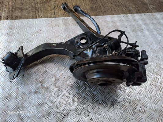 ✅2018 BMW X1 F48 2.0P REAR LEFT WHEEL HUB 8842879 6851589 + WARRANTY A303 - Image 1
