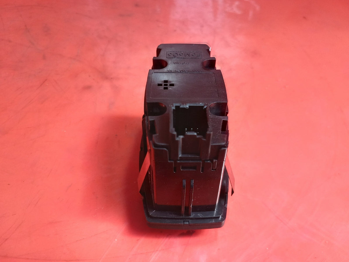 ebay-src:https://i.ebayimg.com/00/s/mtiwmfgxnjaw/z/pggaaeswkhfqgwgc/$_57.jpg