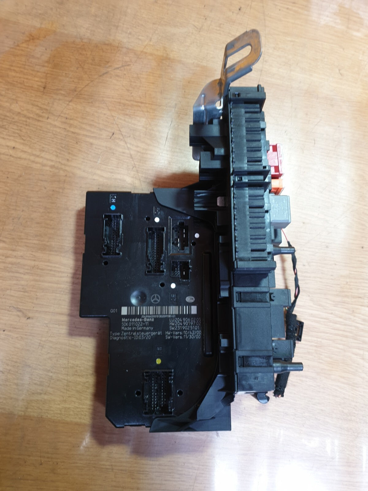 ✅2013 MERCEDES C CLASS W204 AMG 2.1D REAR FUSE BOX A2049060205 + WARRANTY A167 - Image 5