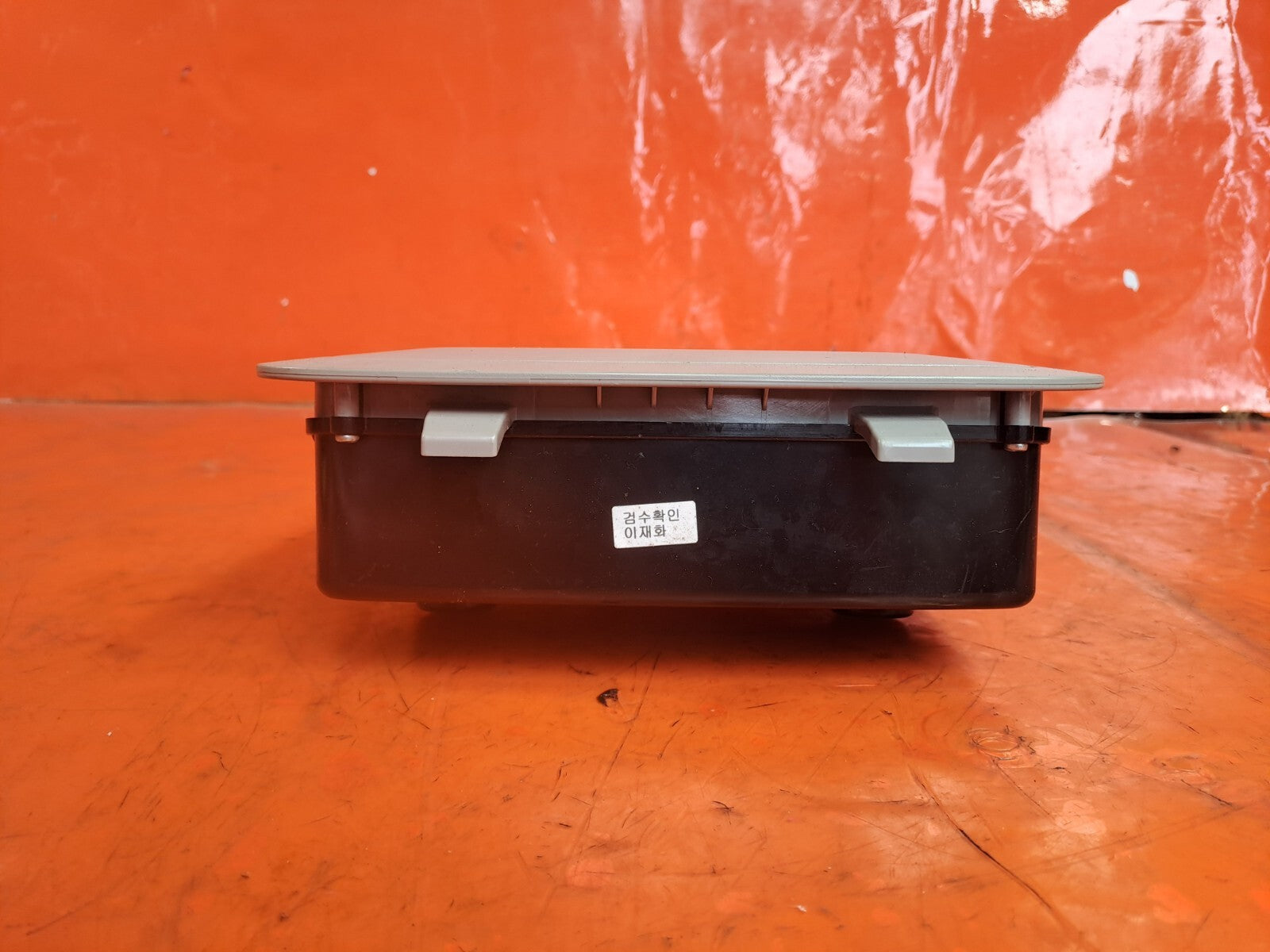 ✅Ssangyong Korando S 2013 2.0 Diesel FRONT INTERIOR ROOF LIGHT 77670-34000 - Image 5