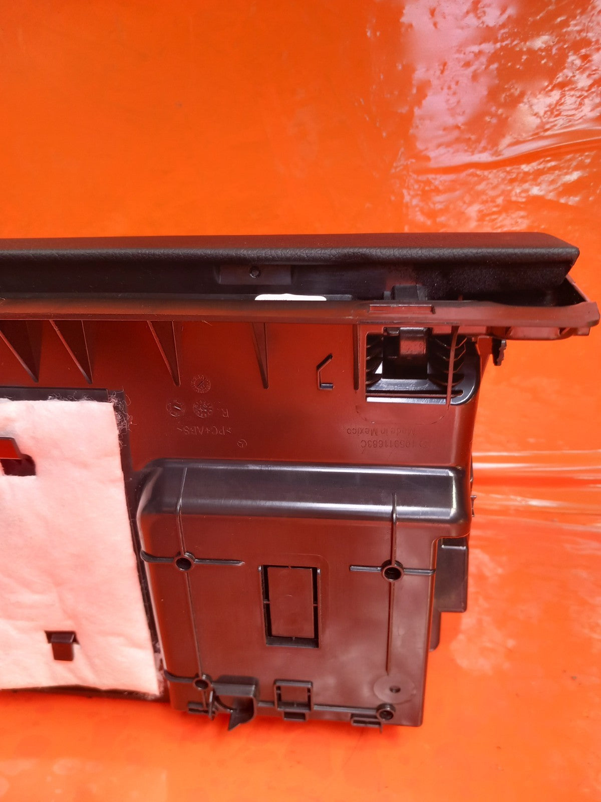 2025 Mercedes GLE W167 AMG Glove Box Compartment A1676804200 Warranty A397 - Image 9