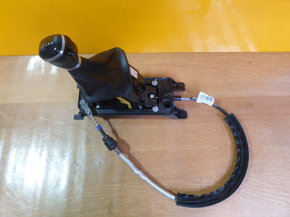 ✅2022 VW T-ROC 1.5 PETROL AUTOMATIC GEAR SHIFTER & LINKAGE 5Q0713061A A192 - Image 2