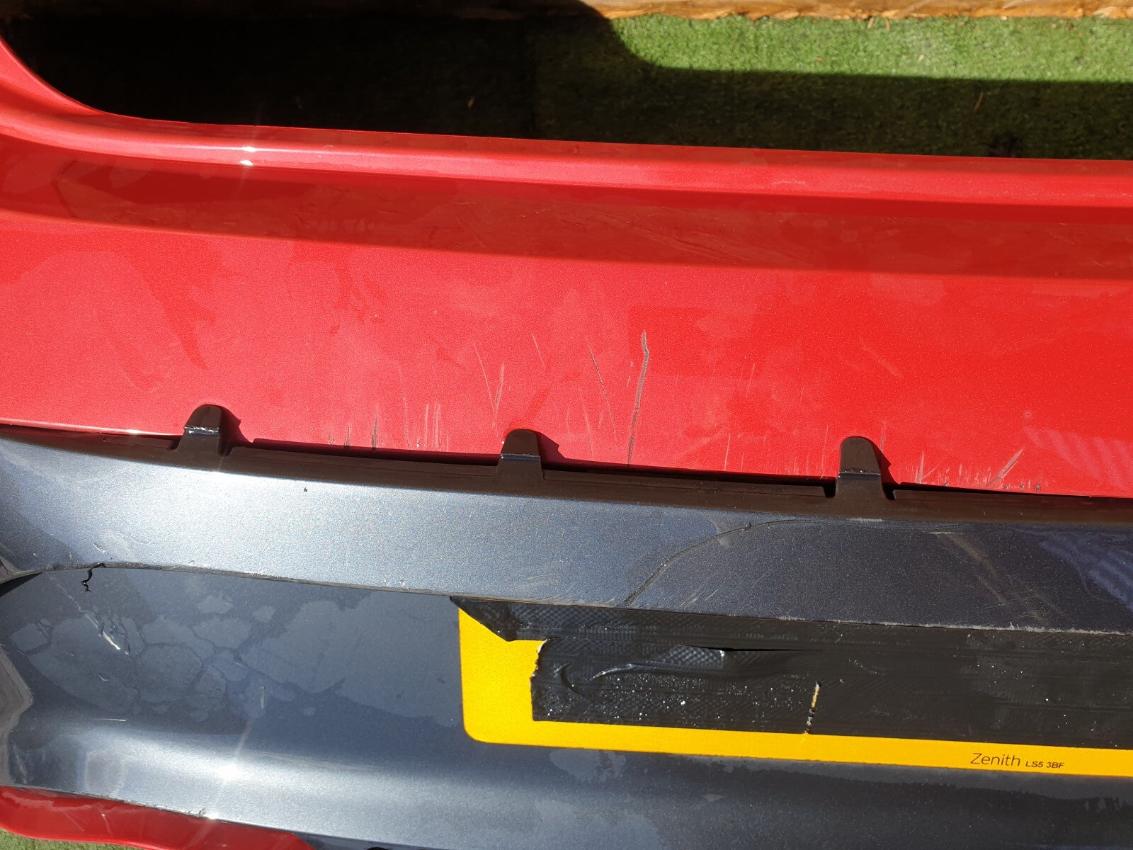 CUPRA BORN V2 Ev 2023 REAR BUMPER RED Scratches A209 - Image 12
