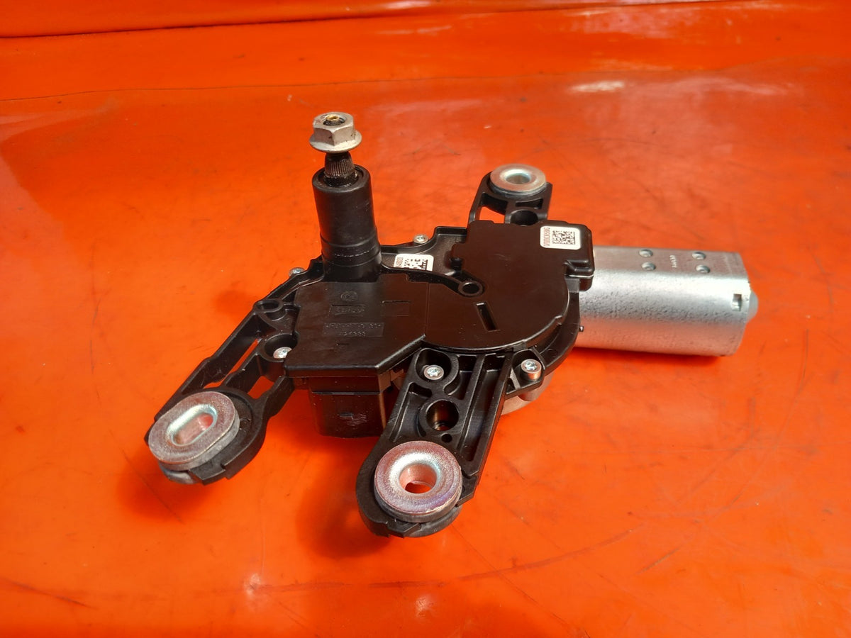 ebay-src:https://i.ebayimg.com/00/s/mtiwmfgxnjaw/z/oiyaaeswy-zqhfj7/$_57.jpg