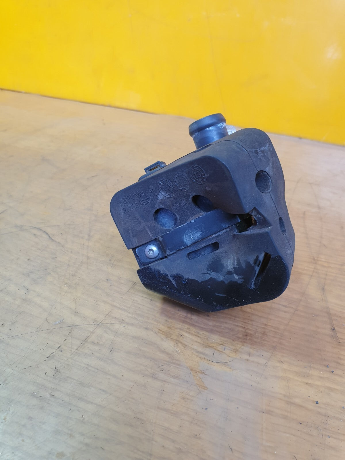 ebay-src:https://i.ebayimg.com/00/s/mtywmfgxmjaw/z/duwaaoswudnmn2yb/$_57.jpg