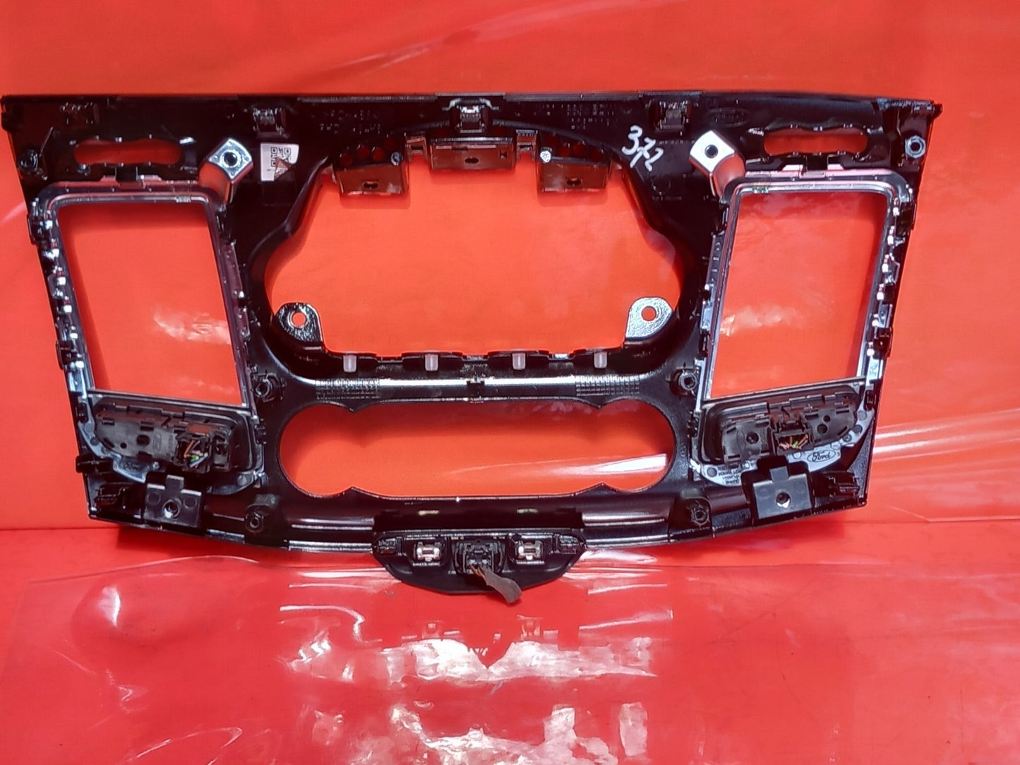 ✅Ford Transit Custom 2.0 Diesel 2021 Dashboard Centre Surround Trim Panel A372 - Image 10