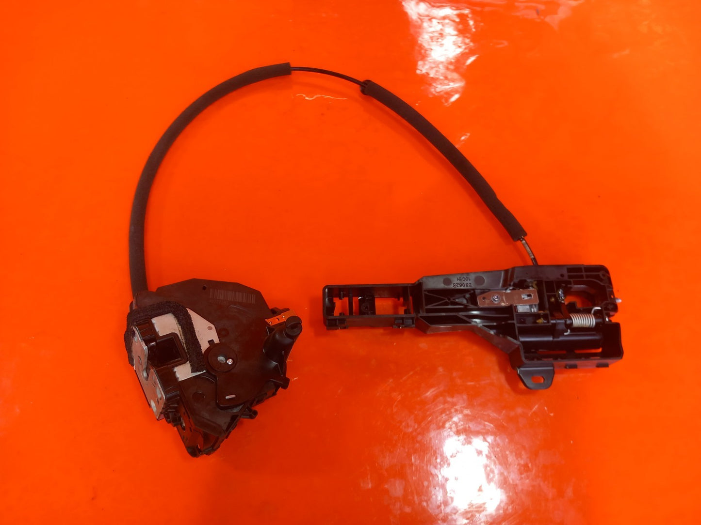 ebay-src:https://i.ebayimg.com/00/s/mtiwmfgxnjaw/z/tn4aaeswvw9ql-yc/$_57.jpg