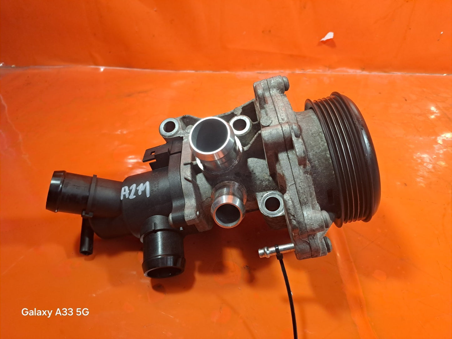 ebay-src:https://i.ebayimg.com/00/s/mtiwmfgxnjaw/z/b-kaaesww4lod1fb/$_57.jpg