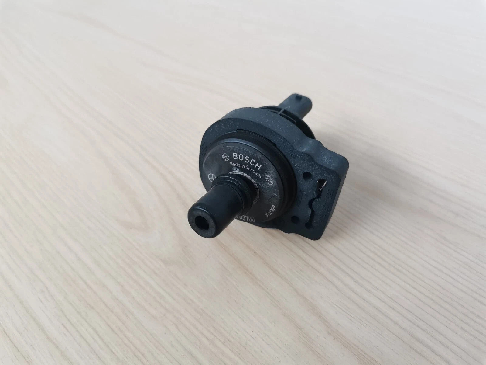 ✅Mercedes CLS 450 W257 3.0 Petrol 2019 Vacuum Purge Valve A0004703700 Warranty - Image 3