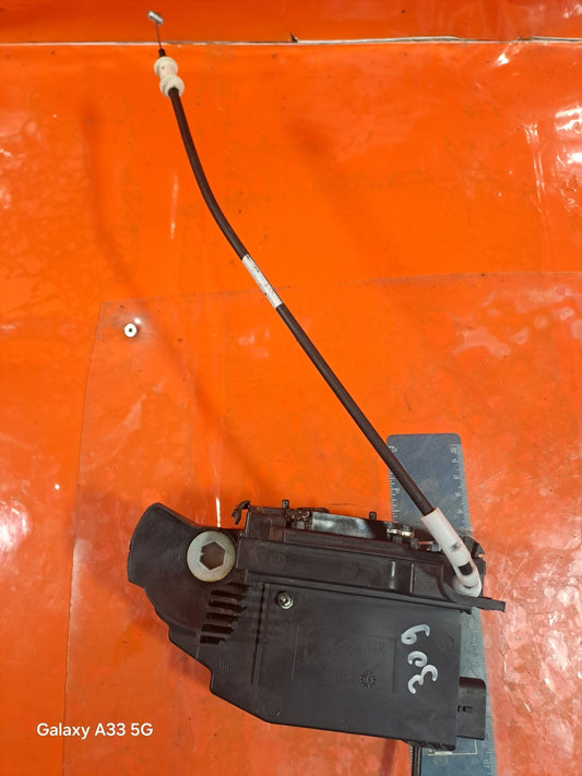 ✅PEUGEOT 308 1.5 DIESEL 2019 FRONT LEFT DOOR LOCK MECHANISM 9810309580 Warranty - Image 1