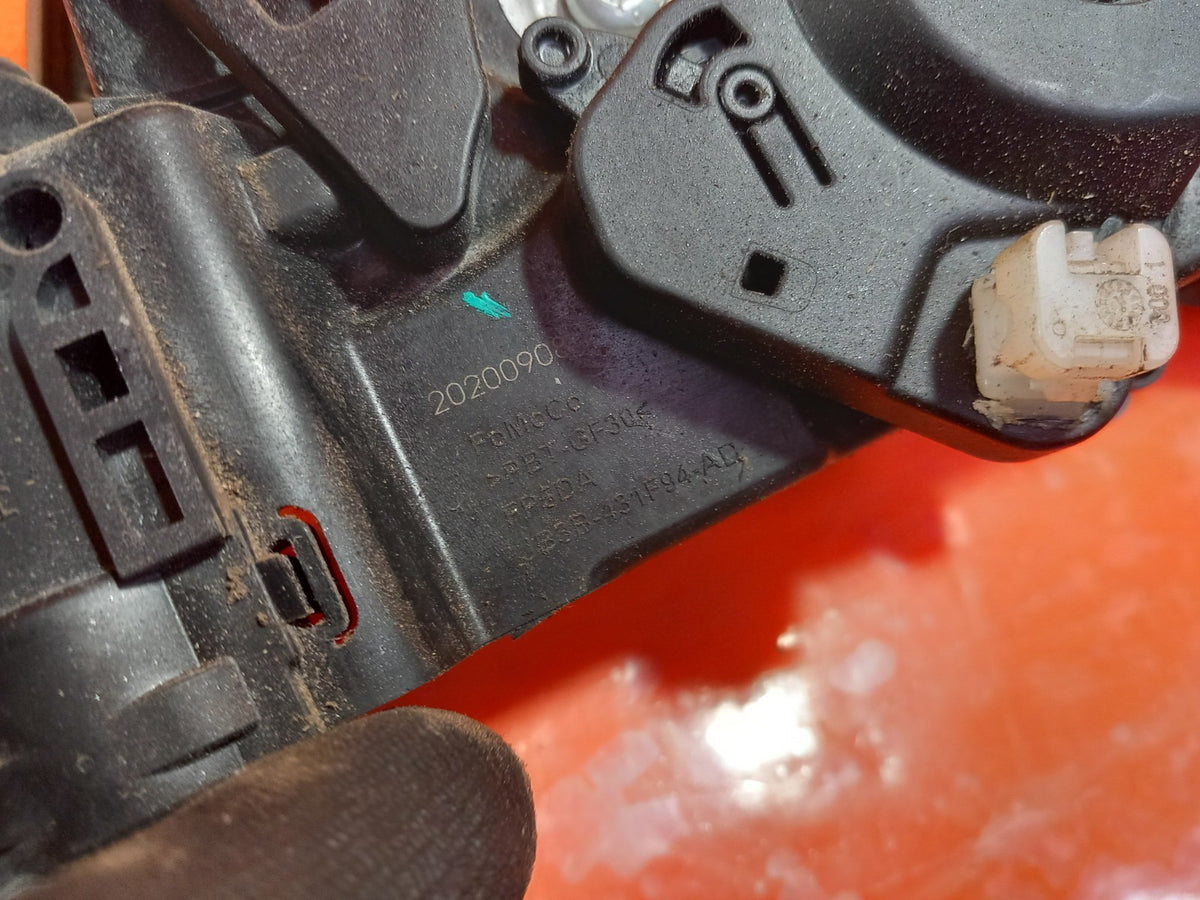2021 Ford Ranger Wildtrak Tailgate Boot Lock JB3B-431F94-AD Warranty A418 - Image 9