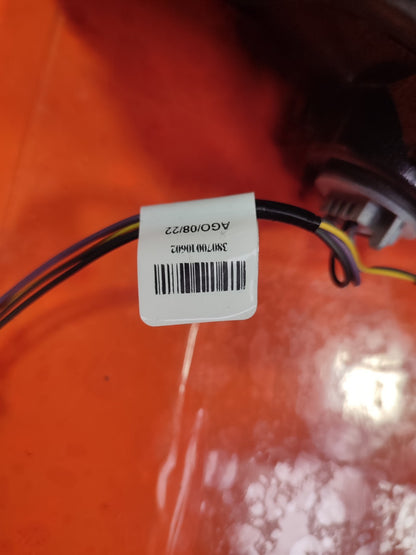 ✅FORD KUGA St-LINE 1.5 PETROL 2024 REAR RIGHT INNER TAIL LIGHT LV4B13A602A A302 - Image 9