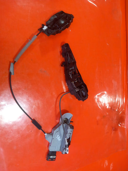 ✅2020 Vauxhall Vivaro 2900 Front Left Door Lock Mech PSA084142 + Warranty A380 - Image 12