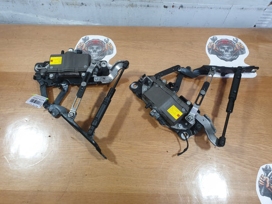 2010 BMW 5 SERIES F11 2.0D BONNET HINGE & ACTUATOR SET 7191050 7191049 A216 - Image 1