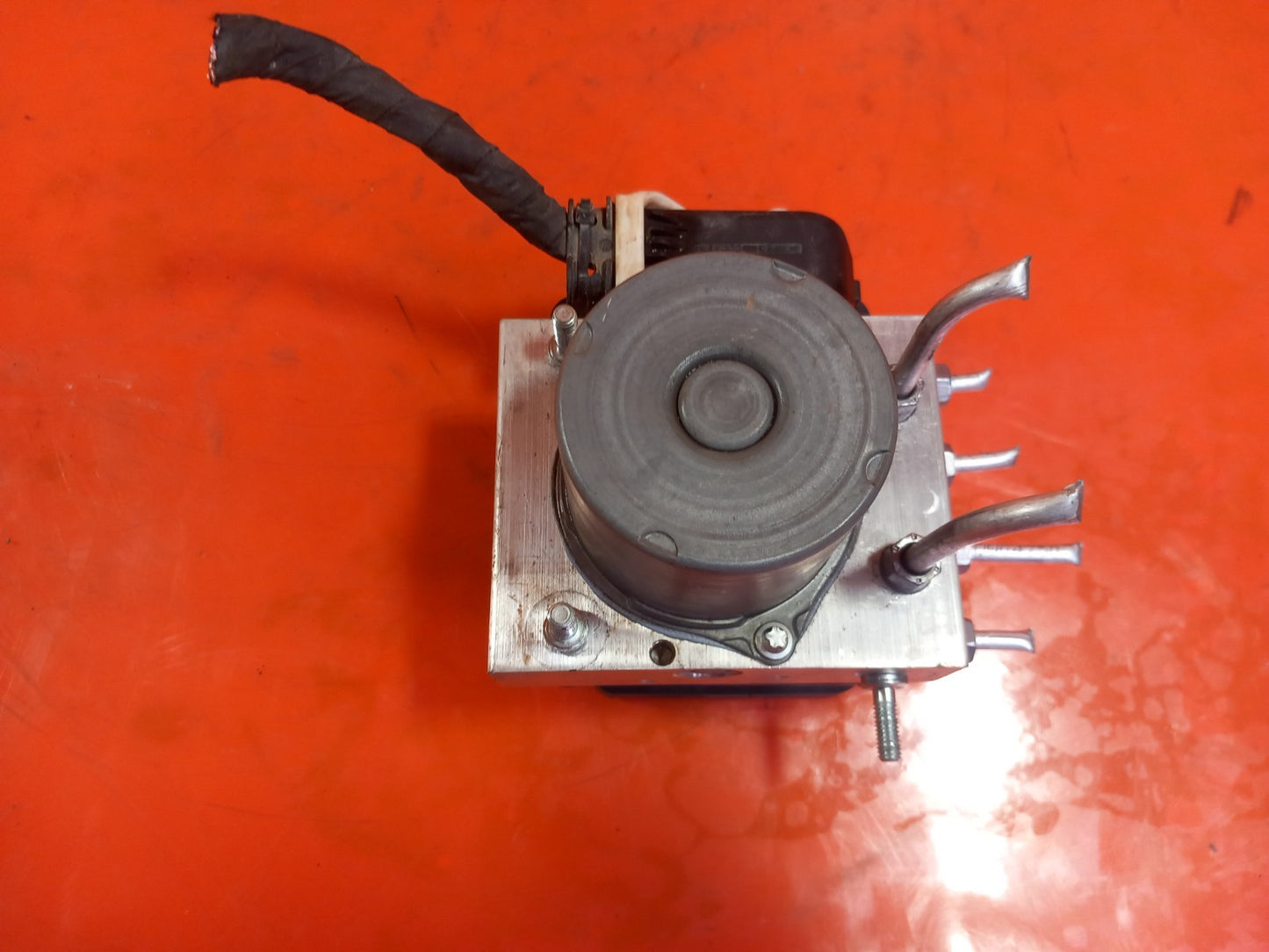 2023 Renault Captur II ABS Pump Modulator 476608195R Warranty A392 - Image 2