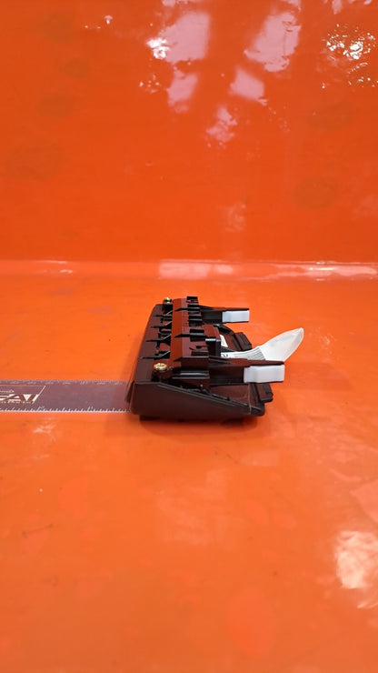 ebay-src:https://i.ebayimg.com/00/s/mtywmfg5mda=/z/yjkaaoswvvnnc~jg/$_57.jpg