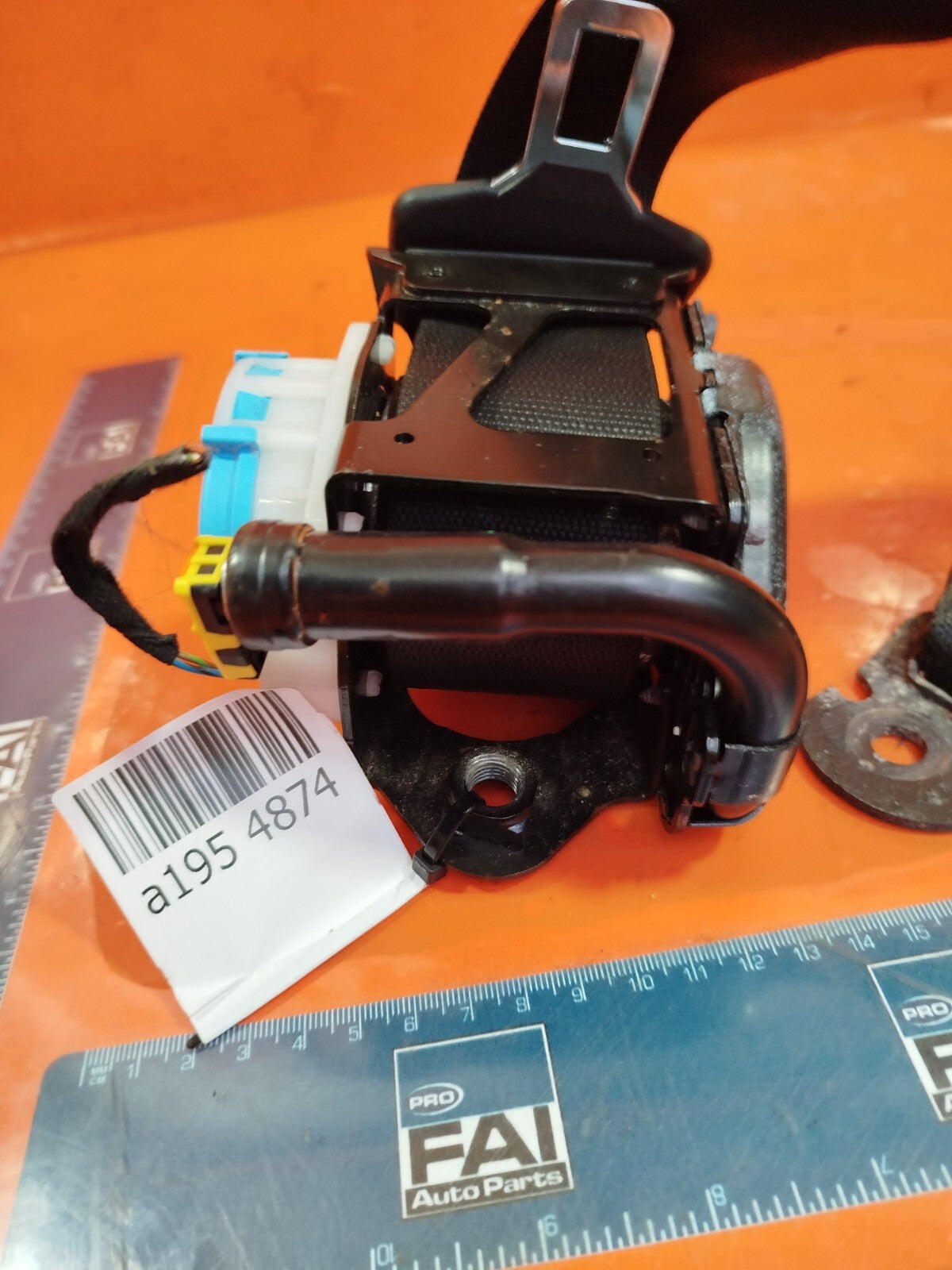 ✅MERCEDES W176 A180 AMG SPORT 1.5 DIESEL 2013 REAR LEFT SEAT BELT 307492399228AH - Image 6