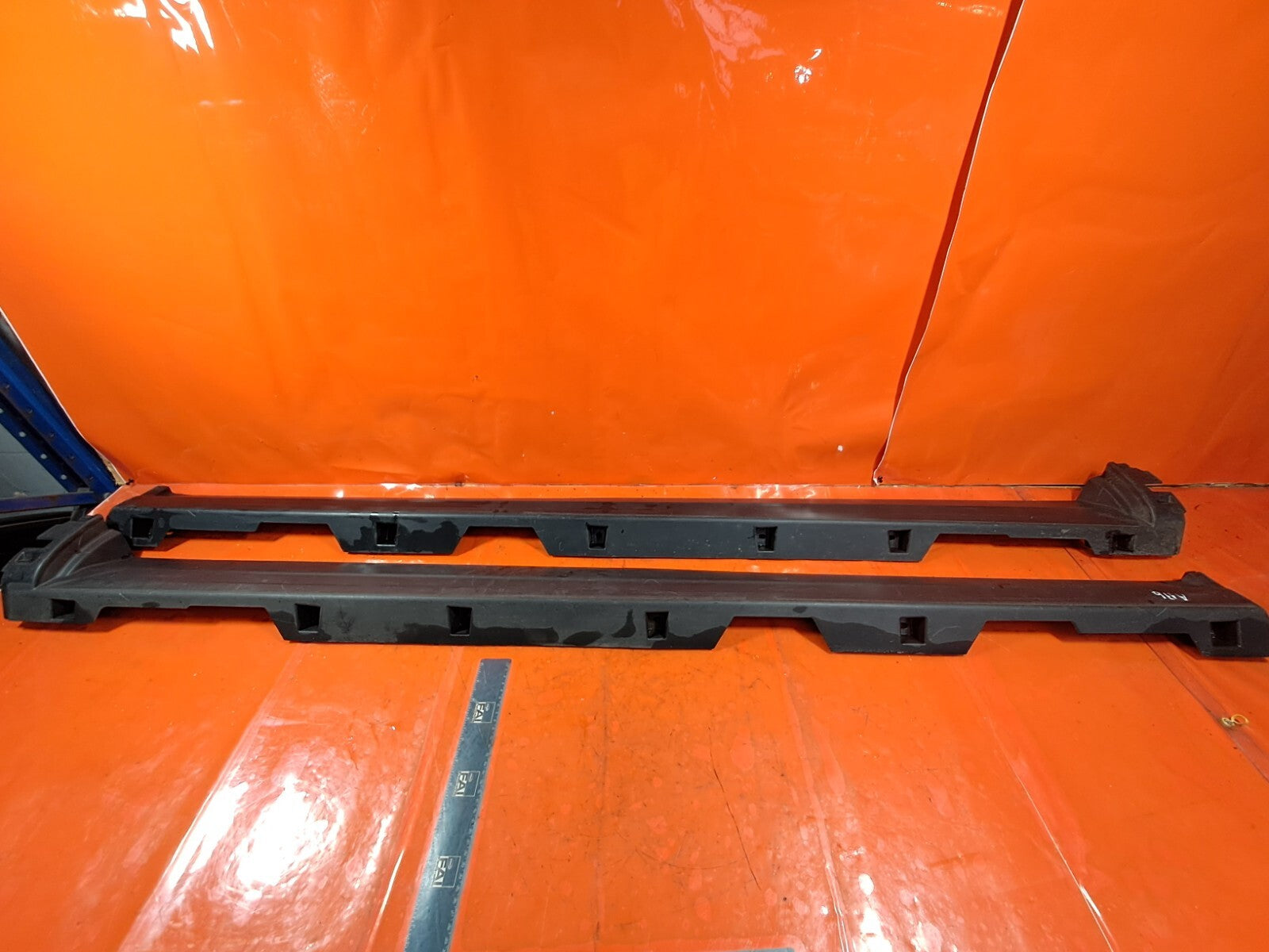 ✅2015 LAND ROVER DISCOVERY SPORT L550 SILL SIDE SKIRT PAIR FK7210155AD A176 - Image 1