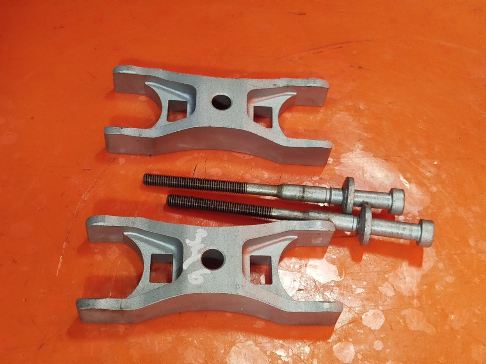 ebay-src:https://i.ebayimg.com/00/s/mtiwmfgxnjaw/z/ukyaaeswsdfpiy5i/$_57.jpg