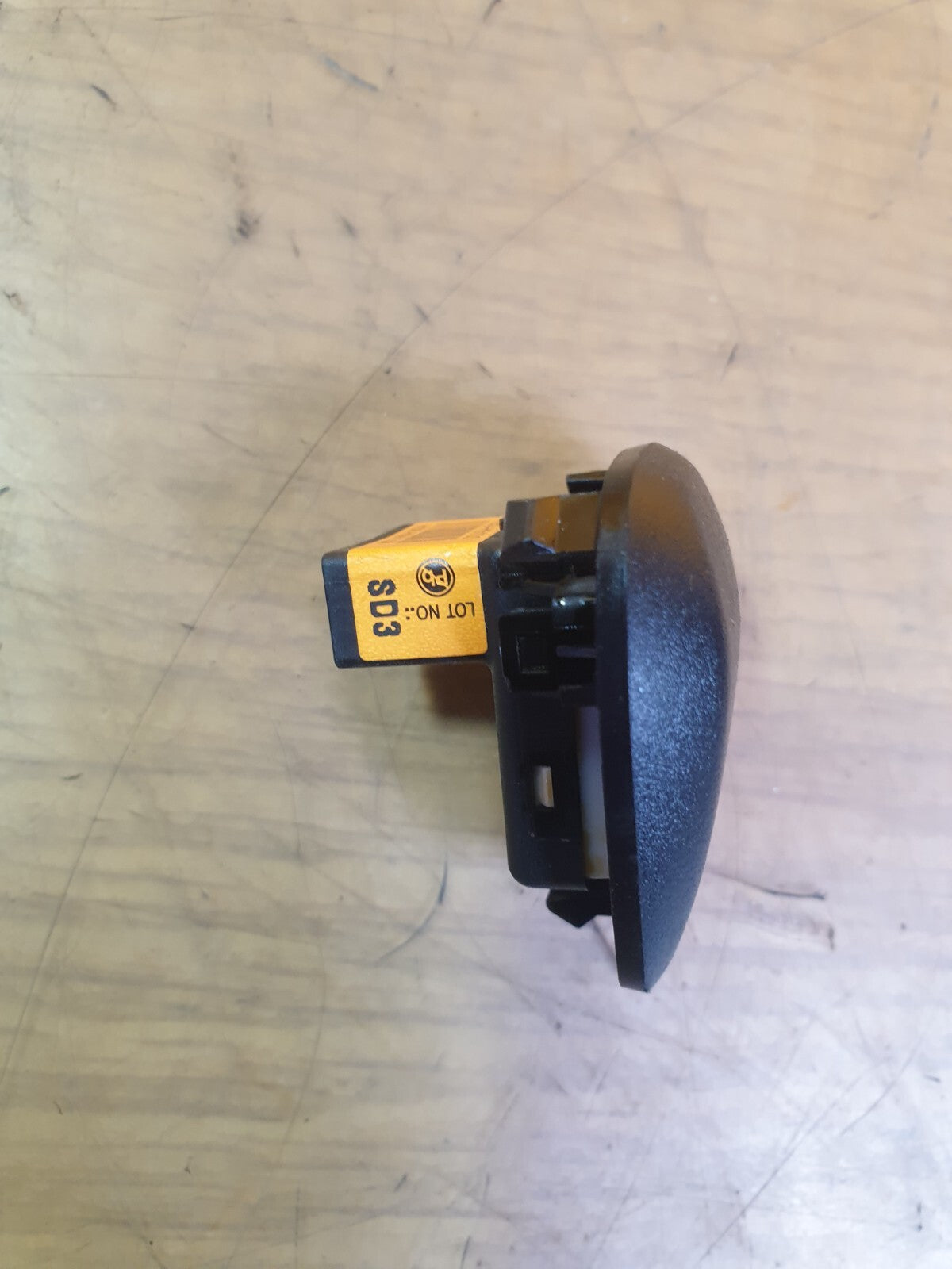 ebay-src:https://i.ebayimg.com/00/s/mtywmfgxmjaw/z/flmaaoswo6lmkm-y/$_57.jpg