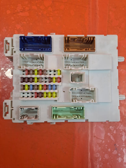 ✅FORD TRANSIT CONNECT 1.6 DIESEL 2015 FUSE RELAY BOX F1DT14A073DF Warranty A355 - Image 2