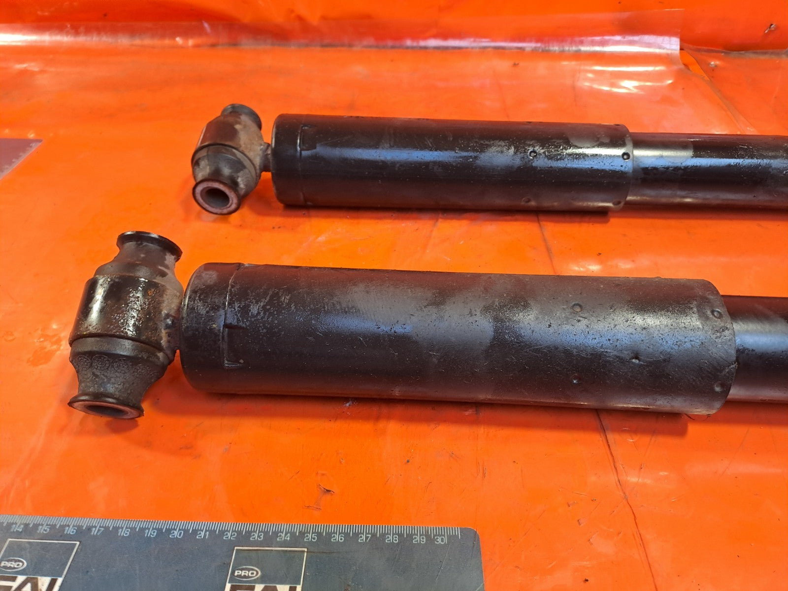 ✅Ford Transit Custom 2.0 Diesel 2022 Rear Shock Absorbers Pair FK3118080FA A353 - Image 6