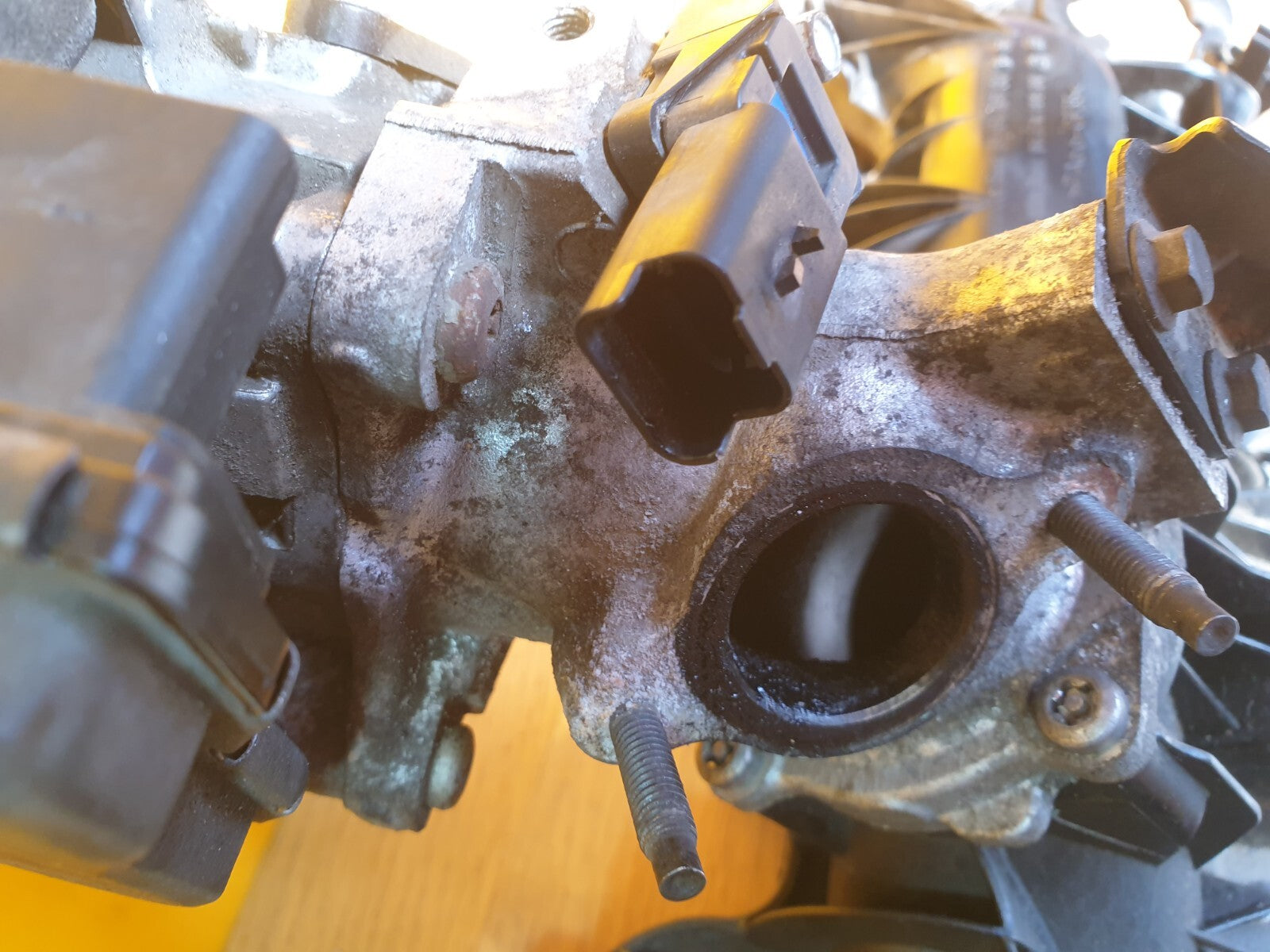 ✅2015 LAND ROVER DISCOVERY SPORT L550 2.2 DIESEL INLET MANIFOLD 8G9Q6P036AA A176 - Image 6