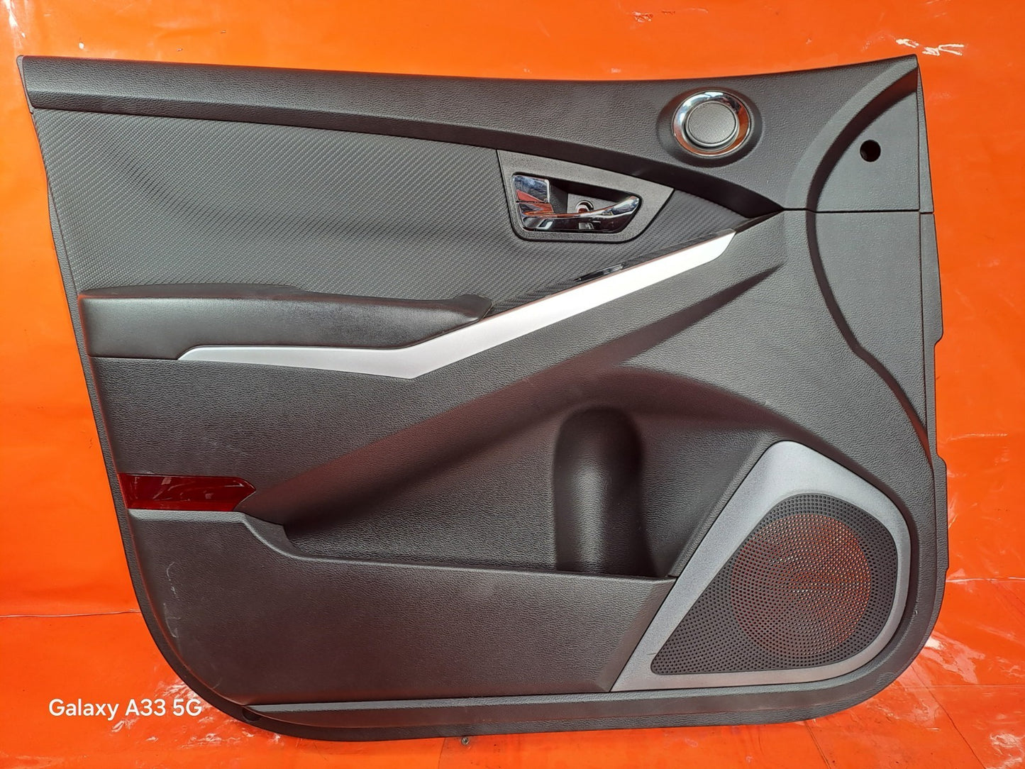 ✅SSANGYONG KORANDO LE 2.2 DIESEL 2018 FRONT LEFT DOOR CARD 72230-34000 A288 - Image 1