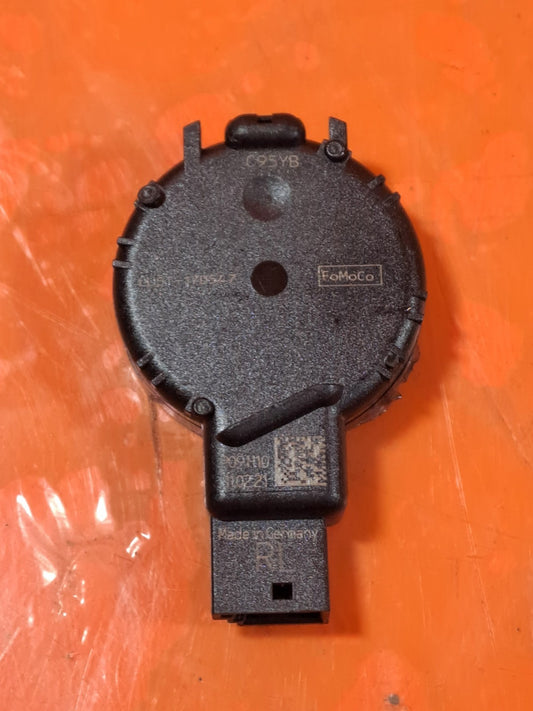 ✅FORD PUMA St-LINE X 1.0 PETROL 2021 FRONT WINDSCREEN RAIN SENSOR LU5T17D547 - Image 2