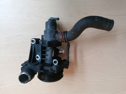 MERCEDES A200 W176 2.1 DIESEL 2015 WATER COOLANT PUMP A6512000501 A047 - Image 1