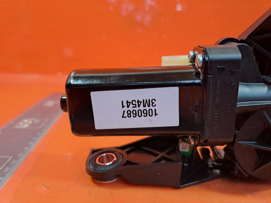 ✅2012 AUDI A5 1.8P FRONT LEFT SEAT BELT MOTOR 8F0857759 + WARRANTY A222 - Image 2