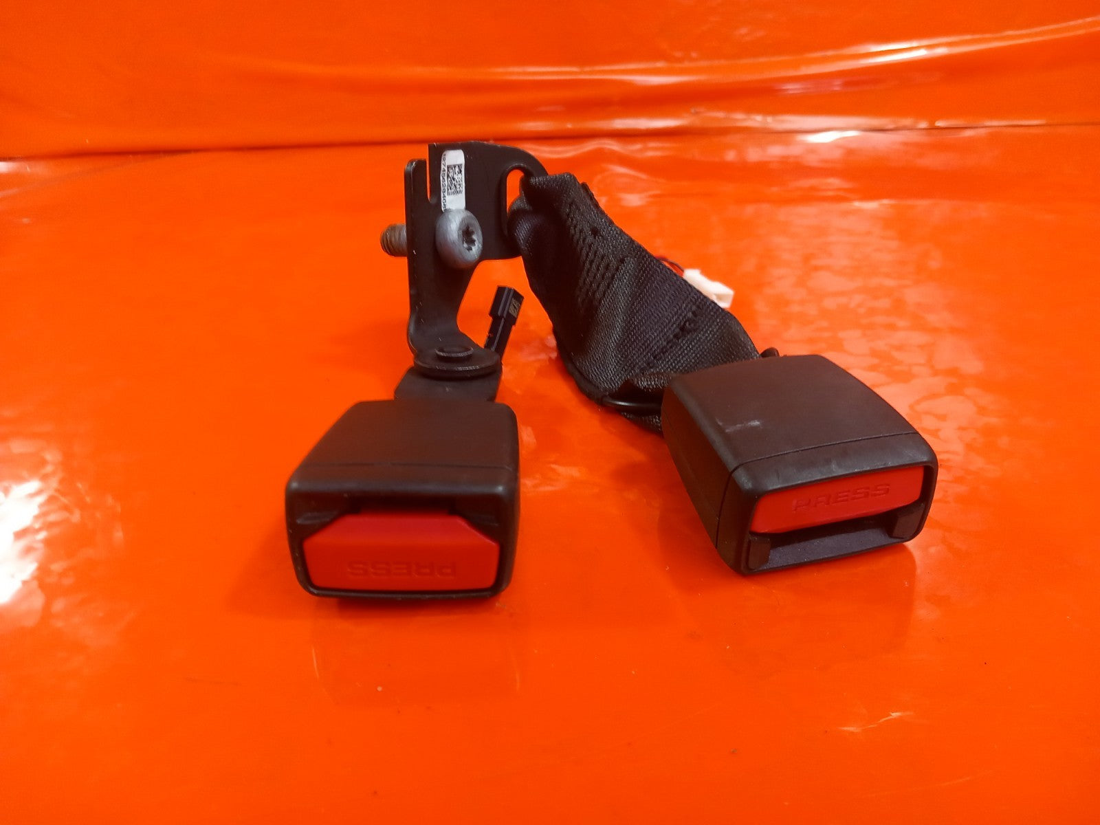 BMW F40 116D 1.5 Diesel 2021 Rear Middle Seat Buckle 7456284 Warranty A365 - Image 4