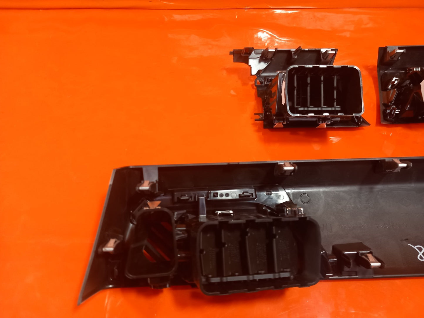 2025 Renault Kangoo MK3 Dash Air Vent Trim 684129523R Warranty A408 - Image 6