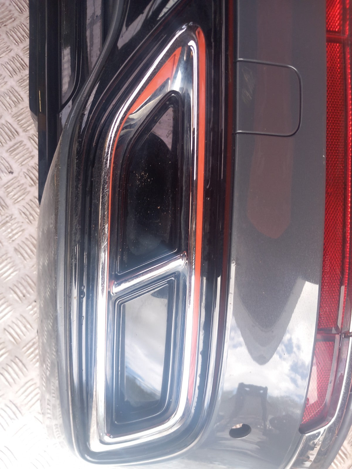 2022 VW Tiguan R-Line Rear Bumper Lower Trim 5NA807521G Grey C7Q Warranty A389 - Image 12