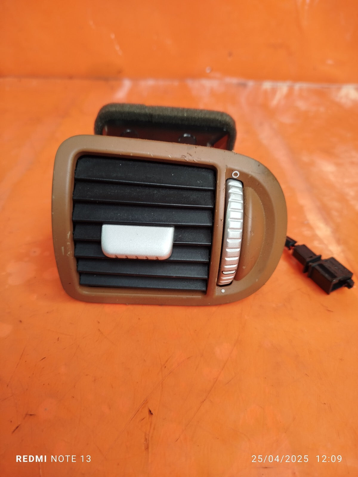 ✅Porsche Cayenne V6 2010 3.6 Petrol DASHBOARD AIR VENTS 7L5819703B 7L5819704B - Image 8
